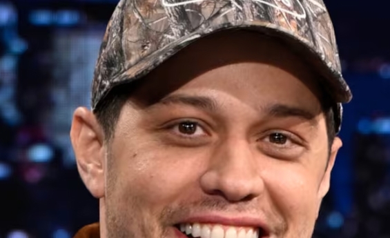 PETE DAVIDSON JOKES THAT RAPPER KANYE WEST IS A 'GAY NAZI' DURING COMEDIAN KEVIN HART ROAST