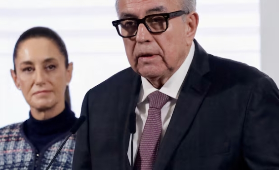 MEXICAN GOVERNOR INDICTED BY THE US SEEKS LEAVE AGAIN