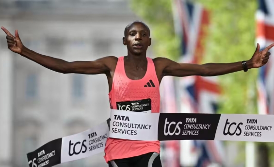 SEBASTIAN SAWE MAKES HISTORY IN LONDON WITH SUB-TWO-HOUR MARATHON RUN