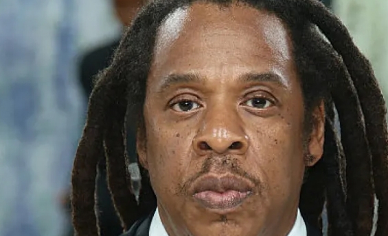RAPPER JAY-Z DISSES NICKI MINAJ, KANYE WEST AND DRAKE DURING ROOTS PICNIC FREESTYLE