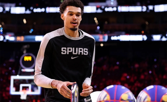 SAN ANTONIO SPURS DOMINATE IN COMMANDING WIN OVER MINNESOTA TIMBERWOLVES TO TAKE 3-2 LEAD