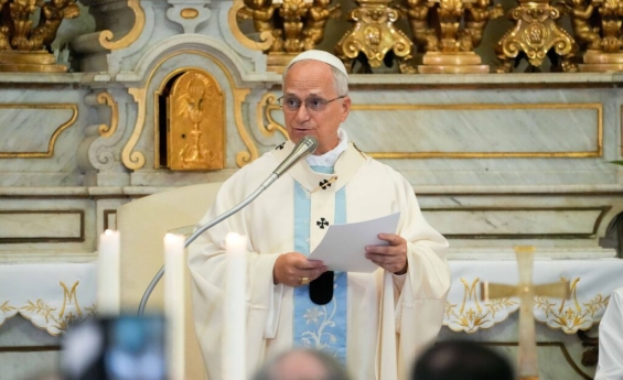 POPE LEO THANKS FAITHFUL FOLLOWING LUNG CANCER SURGERY