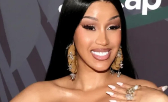 CARDI B RESPONDS TO LATTO'S 'GIMME DAT' LYRIC, SAYS SHE "ALWAYS WANTED TO MAKE IT RIGHT"