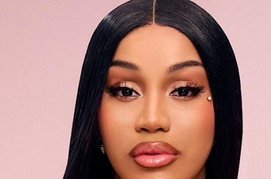 CARDI B SAYS MOTHERHOOD HASN'T CHANGED HER STYLE, BUT THERE'S ONE OUTFIT SHE WON'T WEAR TO SCHOOL