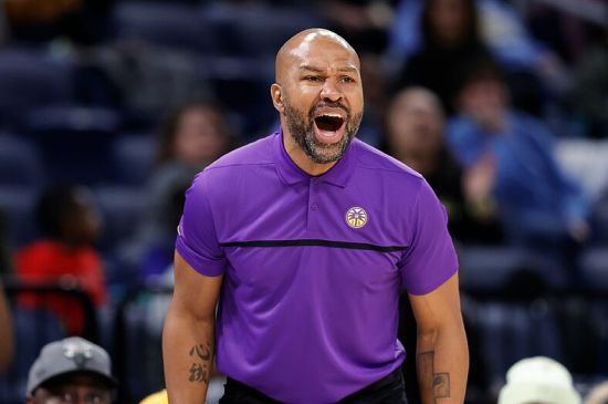 DEREK FISHER REVEALS GIVING UP $21 MILLION FOR DAUGHTER'S TREATMENT IN 2007